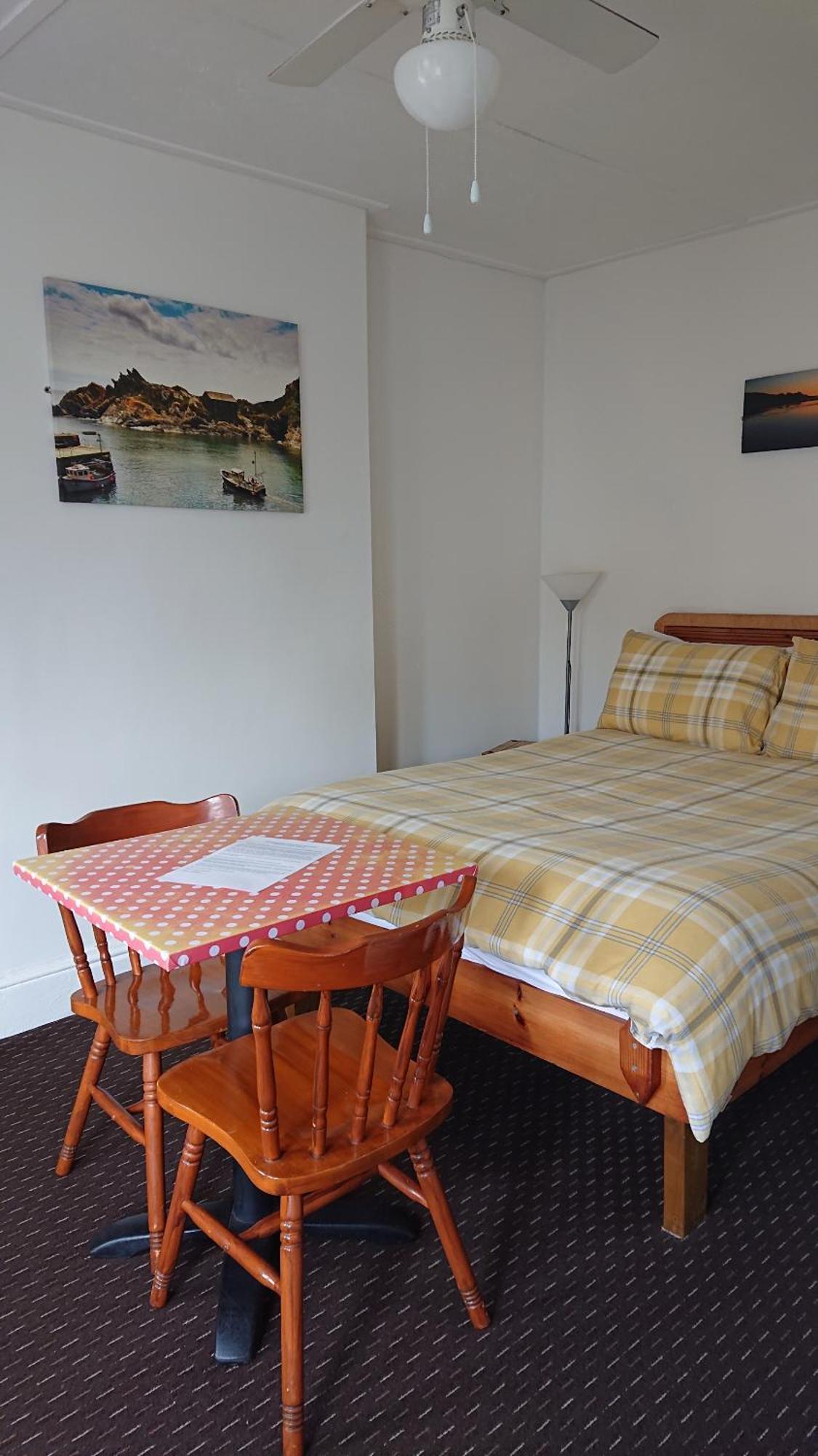 Fairways Guest House New Quay Pokoj fotografie